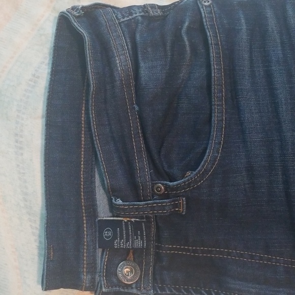 Jeans - Picture 2 of 3